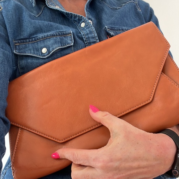 ‼️Sale !!!Hobo clutch - Picture 5 of 5